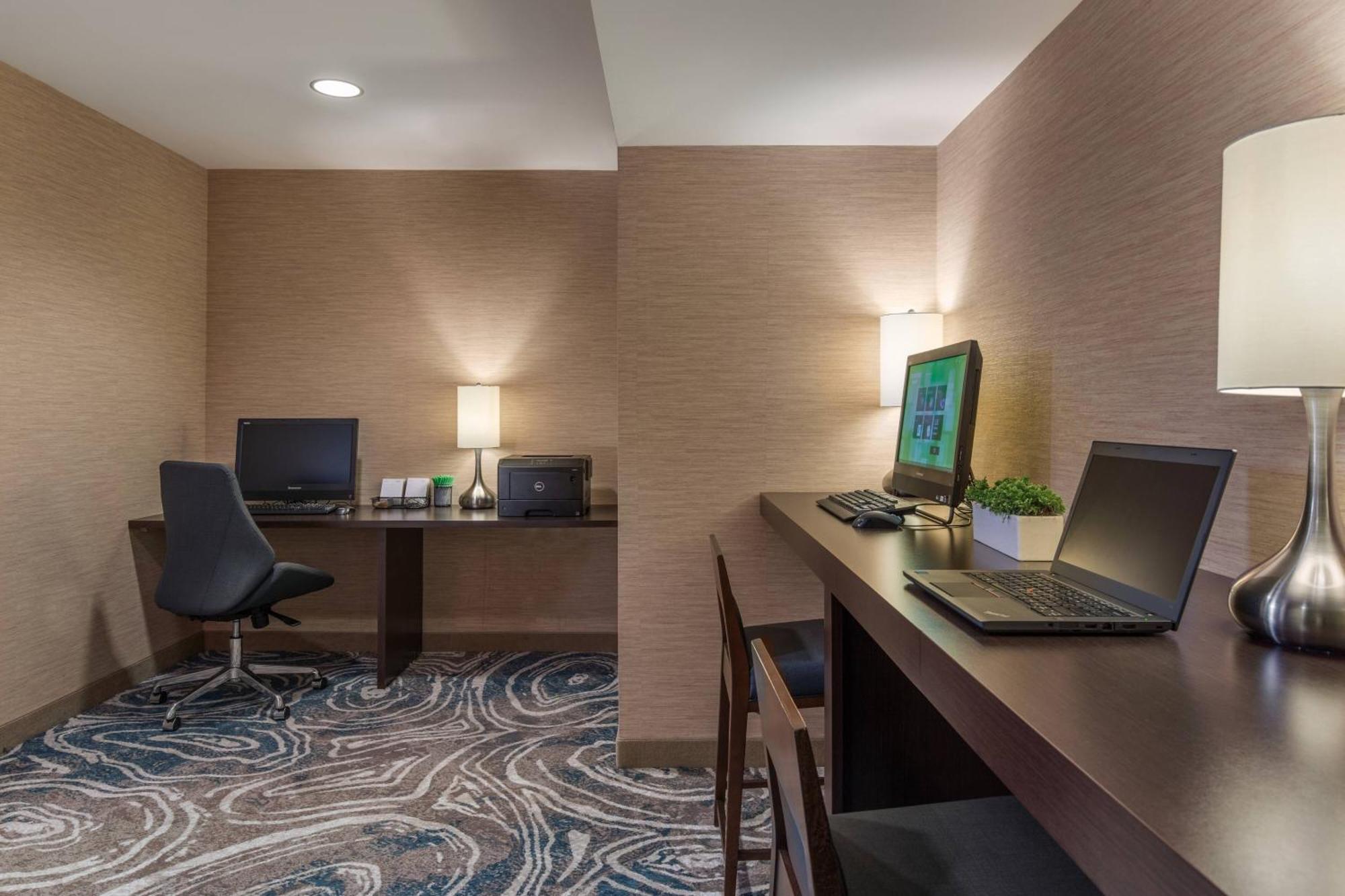 Courtyard By Marriott Portland City Center מראה חיצוני תמונה